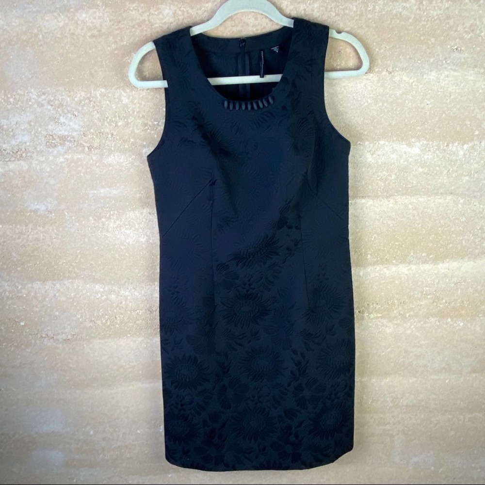 NWT Isda & Co Dress Sz 8 Embossed Fabric w Beads